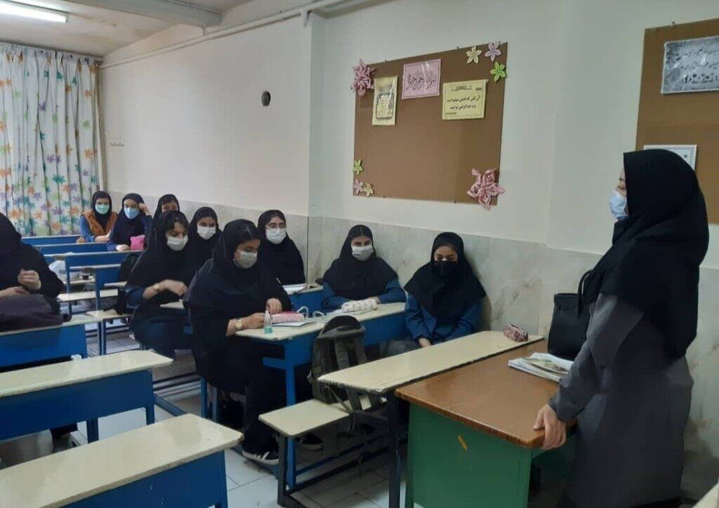 ۹۰۰ دبیر در مدارس متوسطه مشهد جذب می‌شوند