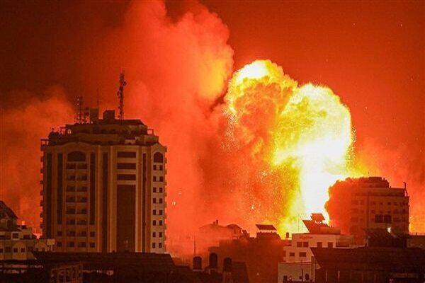 بمباران بامدادی یک قهوه‌خانه در غزه/ دست‌کم ۱۲ فلسطینی شهید شدند