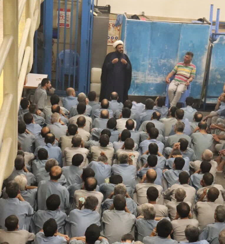 شیخُ المعتادین یا شیخٌ للمعتادین؟! / ماجرای روحانی که برای ترک اعتیاد برنامه دارد