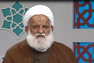 آداب سجده از دیدگاه امام صادق(ع)