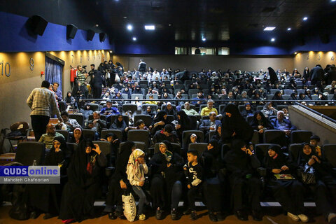 اکران فیلم سینمایی اخت الرضا در سینما هویزه