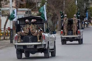 ۹ تروریست در حمله به پایگاه نیروی هوایی پاکستان کشته شدند