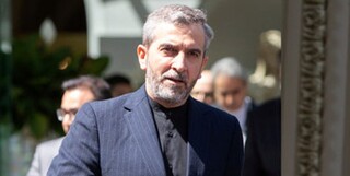 سرپرست وزارت امور خارجه در سخنرانی پیش از خطبه‌های نماز جمعه تهران: عقب‌نشینی در میدان دیپلماسی قدرت نمی‌آورد