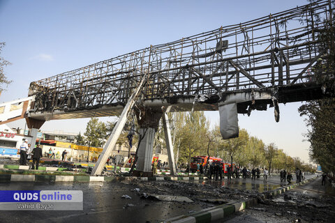 گزارش تصویری I آتش سوزی پل هوایی بلوار ملک آباد مشهد