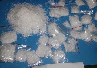 کشف ۴۸ بسته ماده مخدر شیشه از معده مردی مشهد