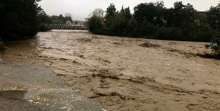 سیلاب شدید در دورترین نقاط استان سمنان/ یک نفر مفقود شد
