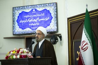 اسلام می‌تواند انسان‌هایی مانند آیت‌الله فاطمی نیا به این زیبایی و هنرنمایی ارائه کند
