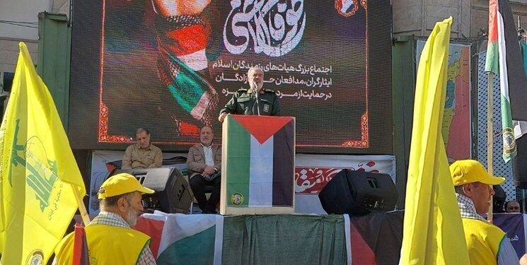 سردار فدوی: بیش از ۹۰ درصد مردم دنیا طرف فلسطین هستند / مردم فلسطین امروز با قدرت در مقابل دشمن ایستاده‌اند