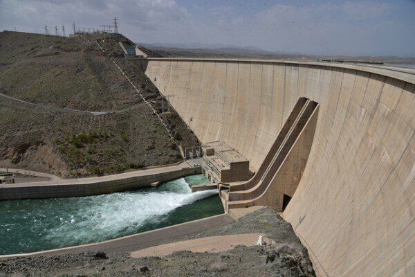 توزیع آب در زاینده‌رود طبق توافق با کشاورزان اصفهان