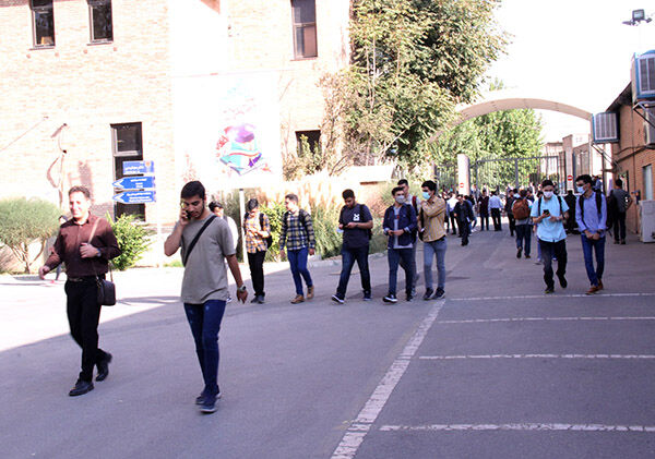 نخبگان کجایند؟ / جامعه نخبگانی، جامعه ای نزدیک قله ها