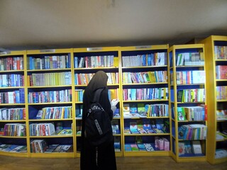 کتاب؛ بهترین دوست برای دانش آموزان مدارس امام رضا(ع) / تشکیل انجمن تخصصی کتابخوانی برای دانش آموزان