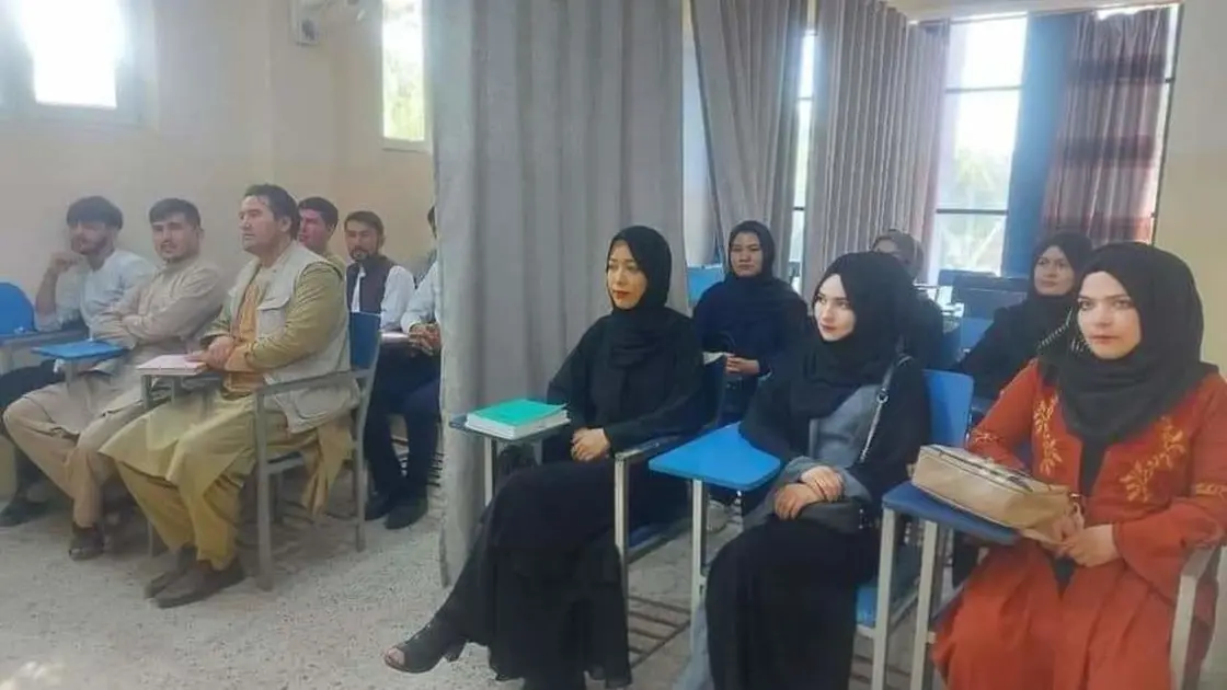 ۸۰۰ روز انتظار دختران افغانستان برای بازگشت به مدرسه