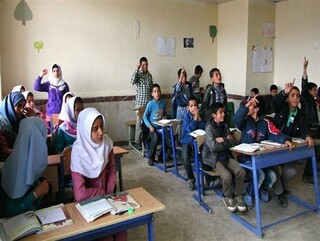 مختلط بودن ۴۰ کلاس درس در ۱۴ روستای شهرستان کاشمر
