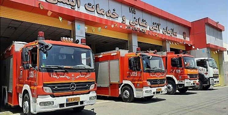 ۷۵ آتش نشان برای رفع حریق هتل آپارتمانی در مشهد اعزام شدند