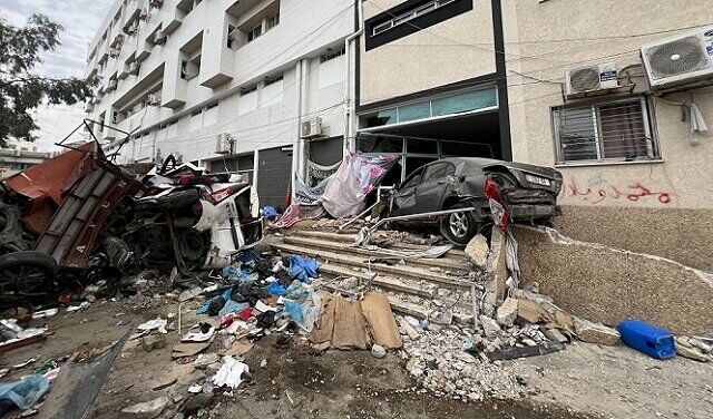 ابتکارعمل جوانان غزه برای پاکسازی بیمارستان «الشفا» و راه اندازی مجدد آن