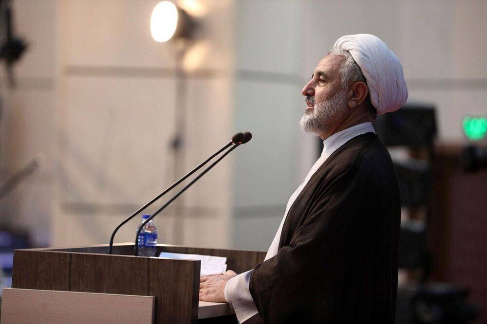 نایب رئیس مجلس شورای اسلامی: با اجرای قوانین مصوب مجلس تحولی در اوضاع کشور رخ می‌دهد