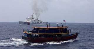 فیلیپین برای نظارت بر ناوهای چین در دریای جنوبی چین گشت‌زنی می‌کند