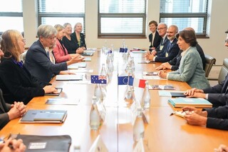 استرالیا روابط دفاعی اقیانوس آرام با فرانسه را تقویت می‌کند