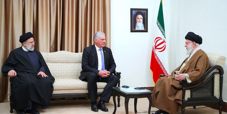 رهبر معظم انقلاب در دیدار رئیس‌جمهور کوبا: ائتلاف جهانی در برابر زورگویی‌های آمریکا و غربی‌ها تشکیل شود