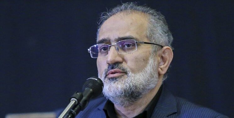 حسینی در جمع دانشجویان: دانشجوی تراز انقلاب حق‌طلب، پرسشگر و مطالبه گر است