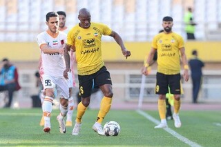 سپاهان و پرسپولیس در بین ترین‌های مرحله گروهی/ ۲ ایرانی در جمع بیشترین اخراجی‌ها!