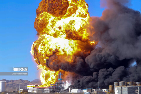 گزارش تصویری I انفجار در مینی پالایشگاه هیدروکربن بیرجند