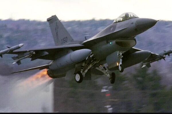 سقوط جنگنده اف-۱۶ آمریکا در کره جنوبی