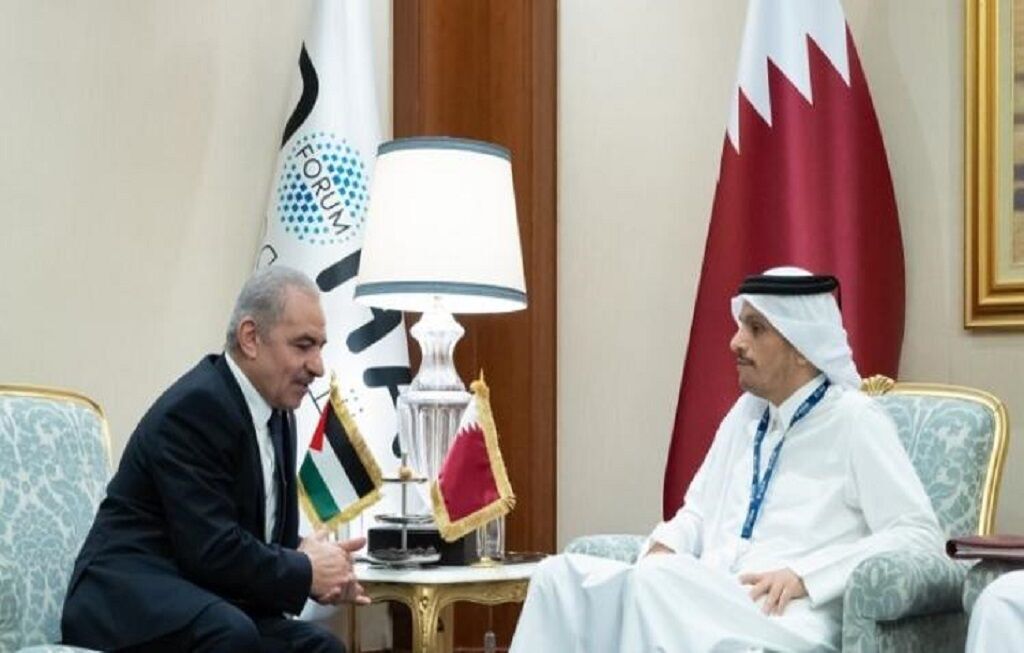 وزیر خارجه قطر: دوحه متعهد به ادامه تلاش‌ها برای برقراری آتش بس در غزه است 