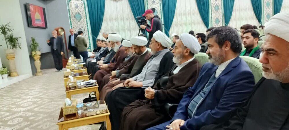 امامزاده علی بن محمد باقر (ع) از شریفترین فرزندان امام پنجم میباشند / کاروانهای زیارتی باید این زیارتگاه پر برکت را نیز به فهرست سفرهای زیارتی خود اضافه کنند