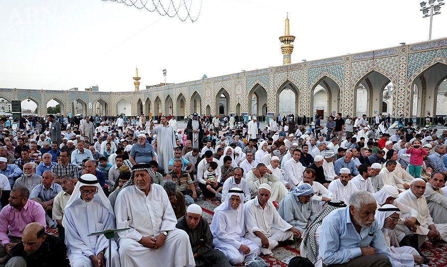 میزبانی نوروزی از زائران عرب، اردو و انگلیسی زبان در رواق‌های اختصاصی حرم مطهر رضوی