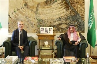 سفر دبیرکل ناتو به عربستان و دیدار با معاون وزیر خارجه سعودی