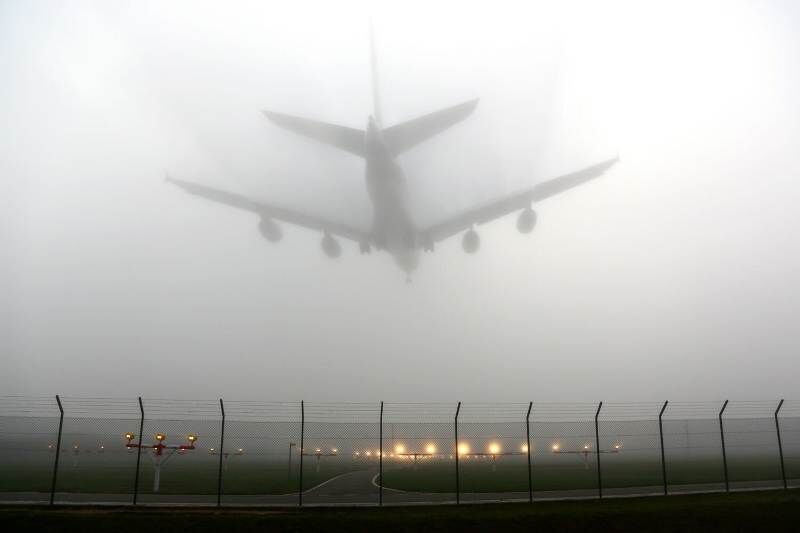مه گرفتگی ۱۰ پرواز فرودگاه اهواز را لغو کرد