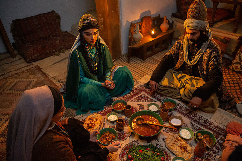 نقش زنان قدرتمند در «مستوران»/قرار بود وحید رهبانی بازیگرمان باشد