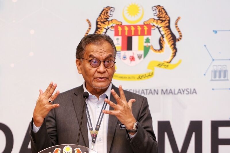 مالزی قصد بازگرداندن محدودیت‌های کرونایی را ندارد