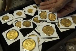 کشف ۵۴ سکه جعلی با عیار و وزن کم در غالب برند معتبر  