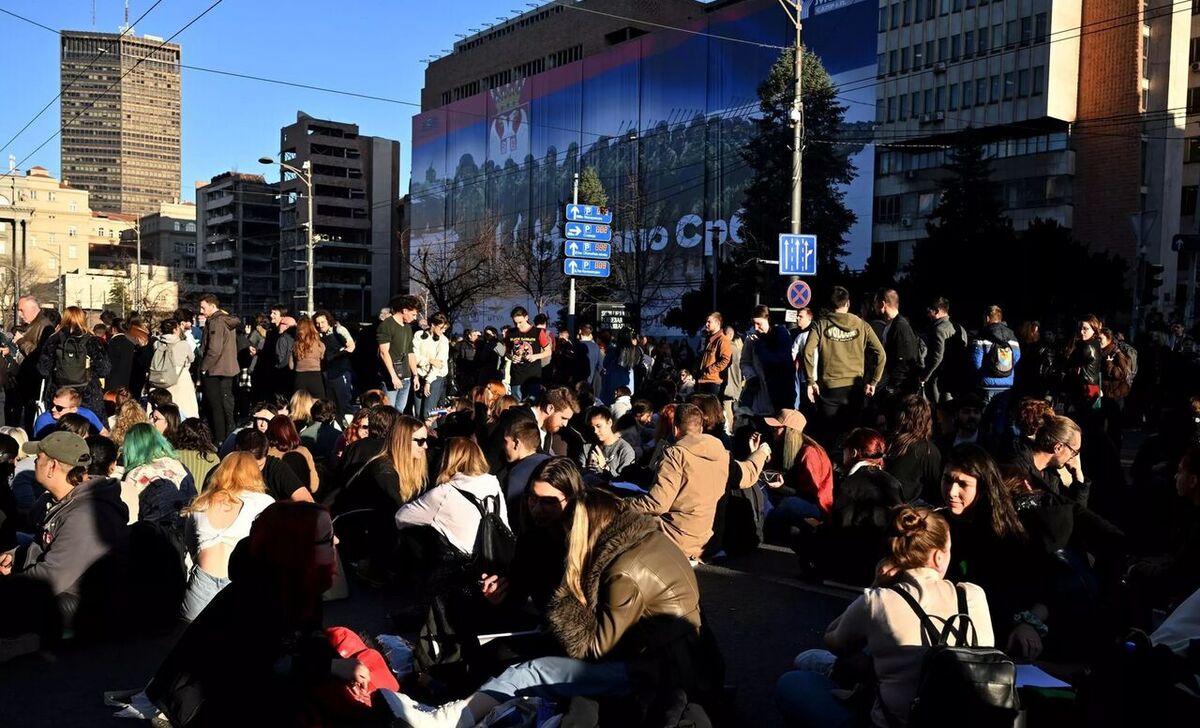 معترضان صربستانی باز هم به خیابان‌‎های بلگراد آمدند