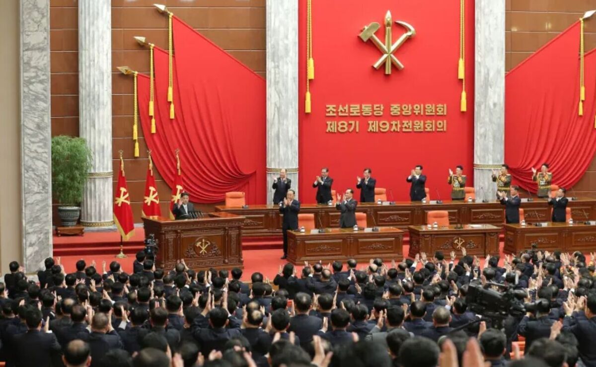 رهبر کره شمالی بر آمادگی تهاجمی ارتش این کشور در سال ۲۰۲۴ تاکید کرد