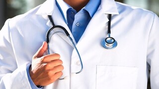 معاون سازمان نظام پزشکی کشور: پایین بودن تعرفه‌ها ظلم مضاعف به پزشکان بخش دولتی است