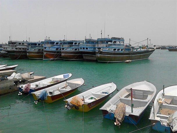 فعالیت ۴ هزار قایق فاقد هویت در بوشهر