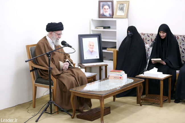 رهبر معظم انقلاب در دیدار خانواده شهید سردار سلیمانی مطرح کردند؛ احیای جبهه مقاومت بزرگترین خدمت شهید سلیمانی