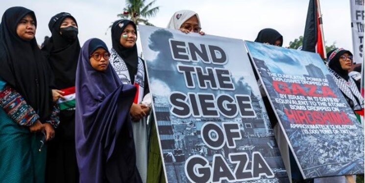 مردم اندونزی با برگزاری تجمع اعتراضی خواستار پایان محاصره غزه شدند+ تصاویر