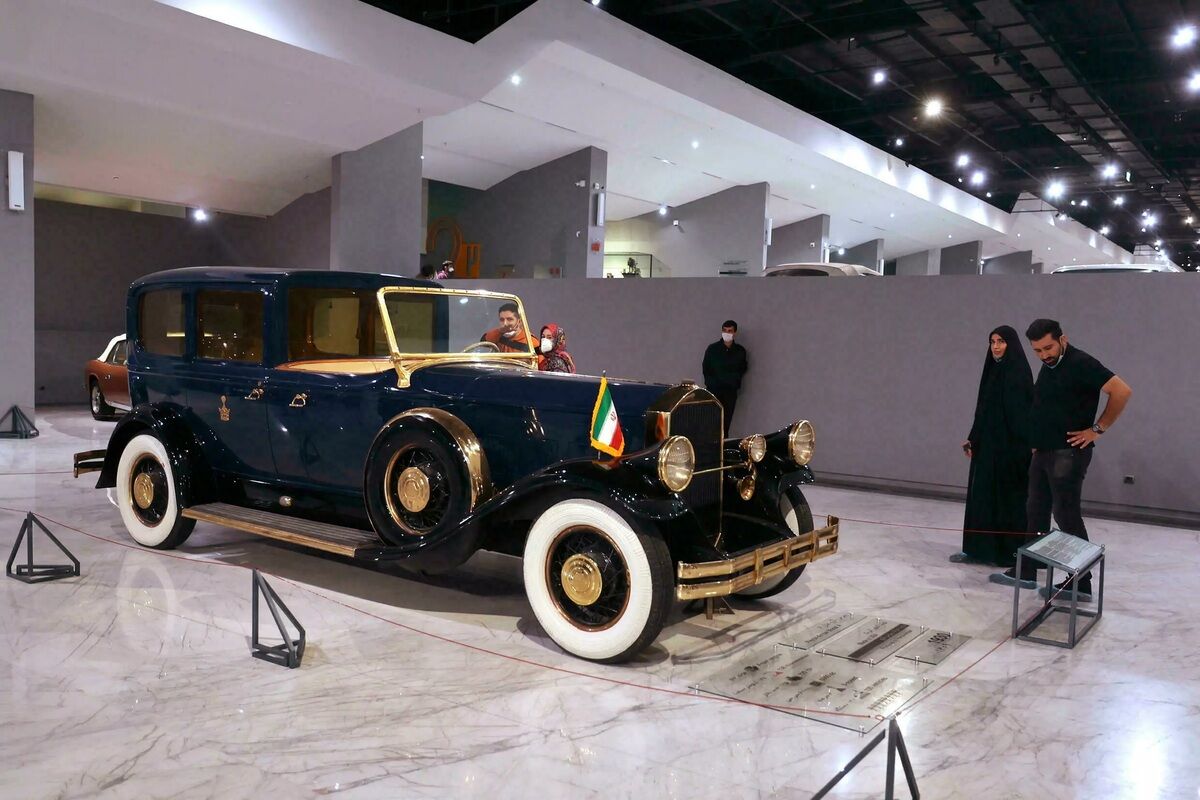 برای نخستین بار گنجینه موزه خودروهای تاریخی به روی مردم باز می‌شود
