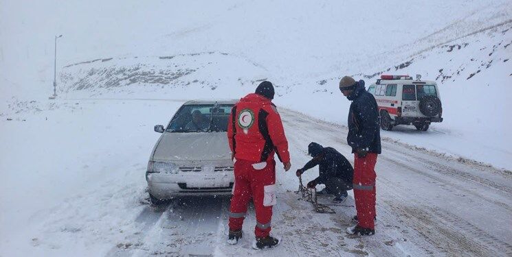 امدادرسانی به ۵۷۰ نفر گرفتار در برف و کولاک خلخال