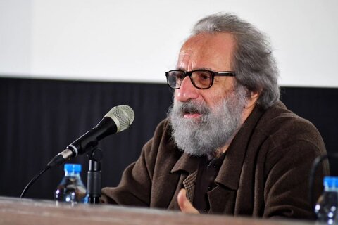 مسعود کیمیایی: خوشحالم که «دندان مار» همچنان تماشاگر دارد نه فقط مشتری!