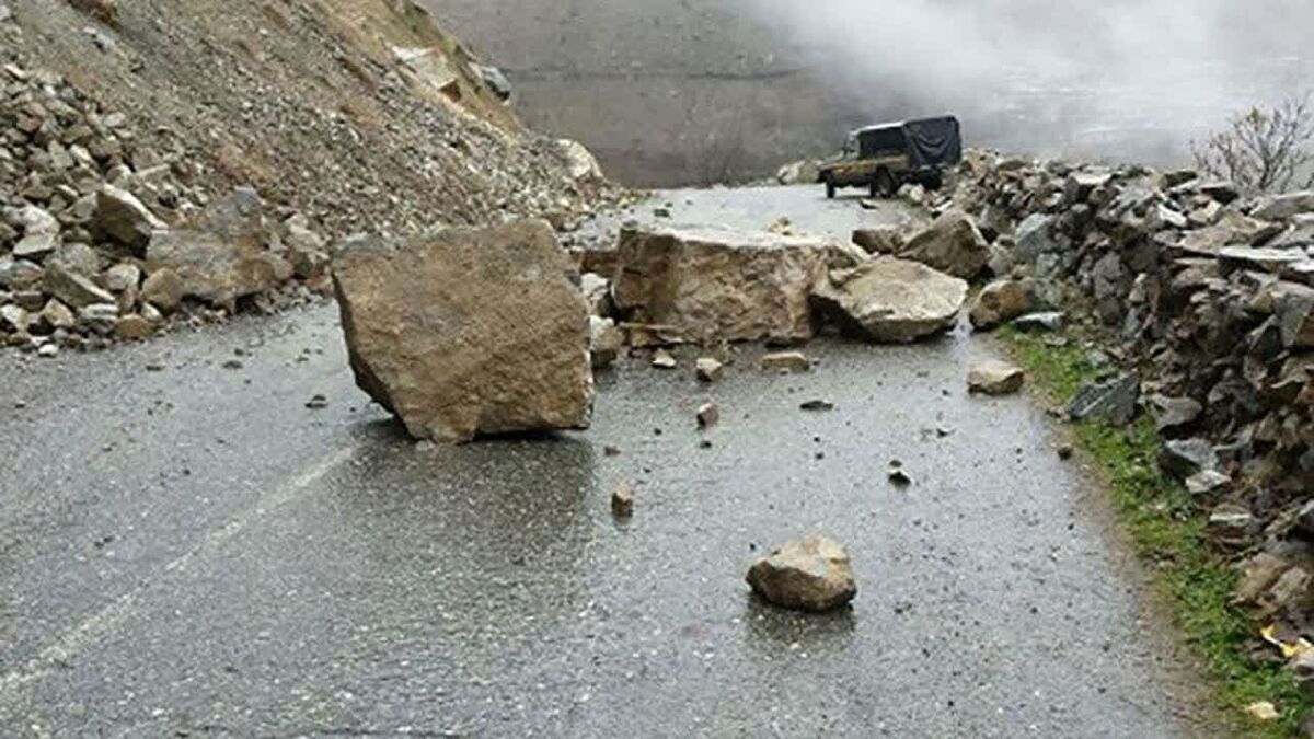 احتمال سقوط بهمن و ریزش سنگ در ارتفاعات البرز