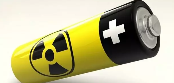 این باتری ۵۰ سال شارژ نگهمیدارد! / انقلاب بزرگ در عرصه تکنولوژی