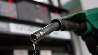 بحث بنزین سه نرخی مطرح نیست