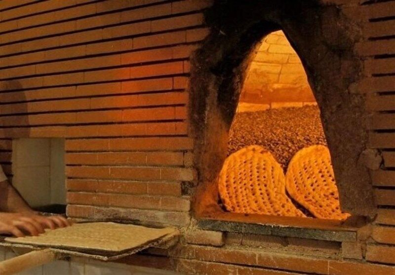 ۴۰۰ نانوایی مشهد در شب میلاد کریم اهل‌بیت(ع) نان رایگان دادند