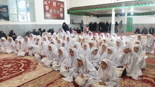 برگزاری جشن تکلیف ۱۲۰ دانش آموز دختر بخش شهرآباد بردسکن