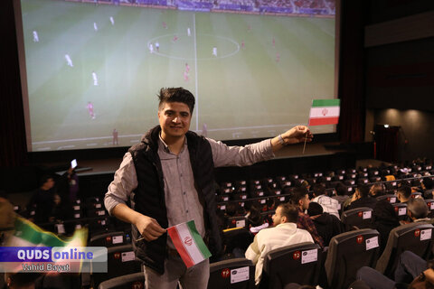 گزارش تصویری I تماشای فوتبال ایران و قطر در سینما و خیابان های مشهد